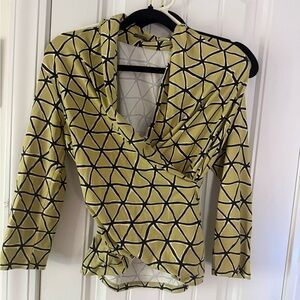 J. McLaughlin Olive Geometric Women's Blouse